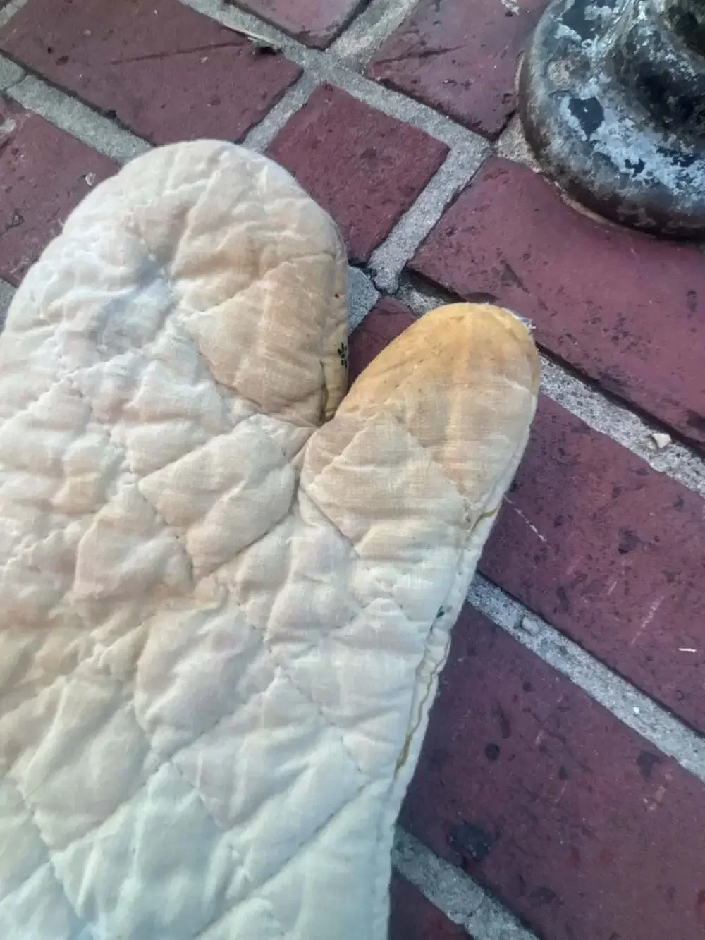 Vintage Franco Christmas Quilted Teddy Bear Oven Mitt